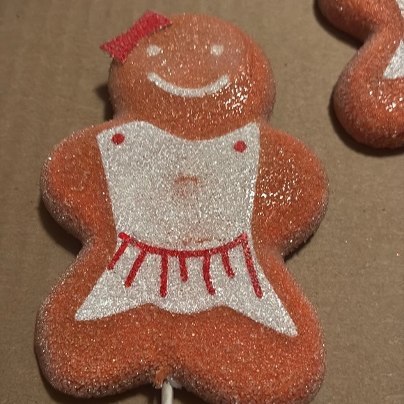 2 Gingerbread Man Picks - Picture 2 of 3